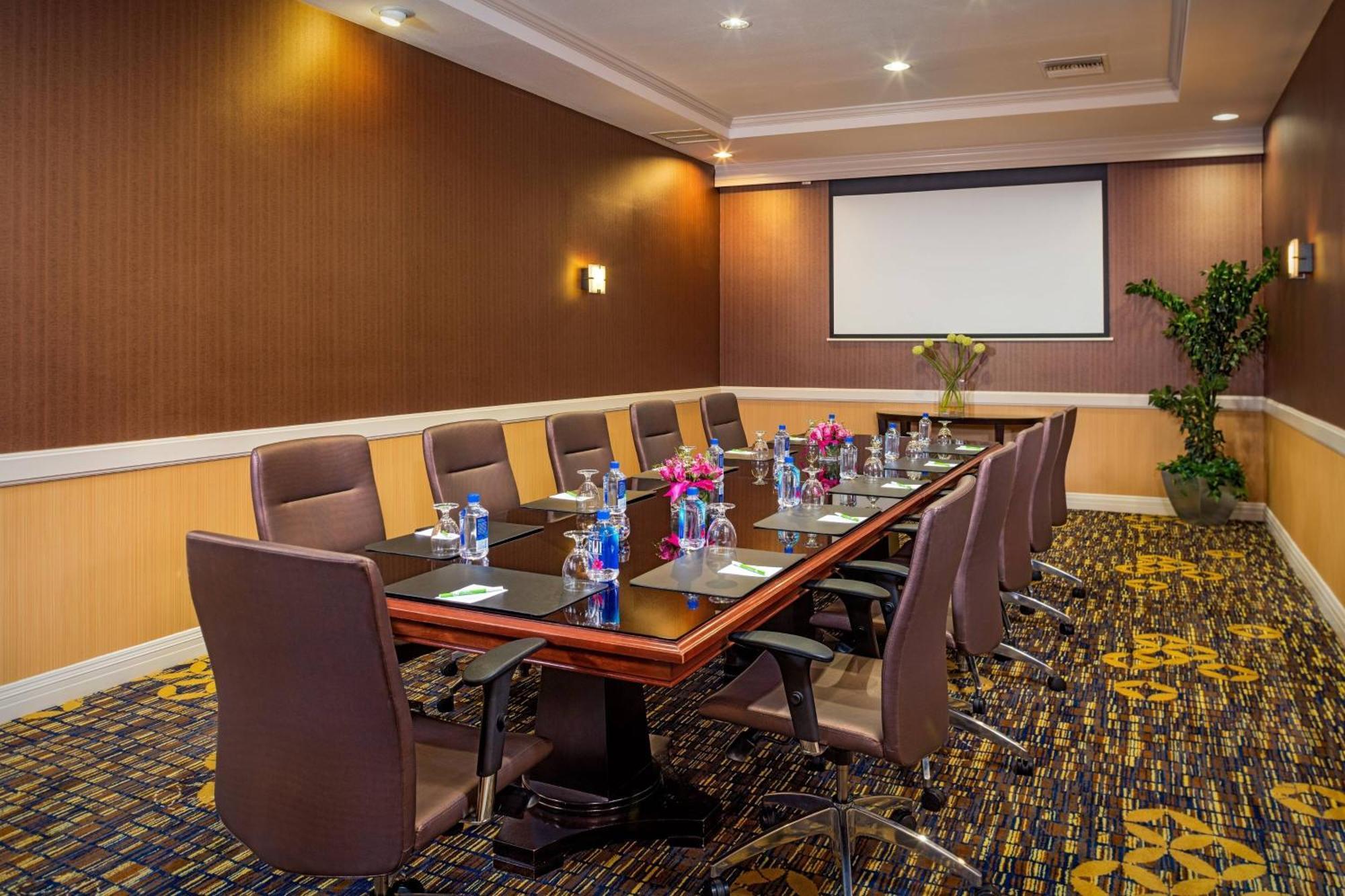 Courtyard By Marriott Los Angeles Pasadena/Monrovia Zewnętrze zdjęcie