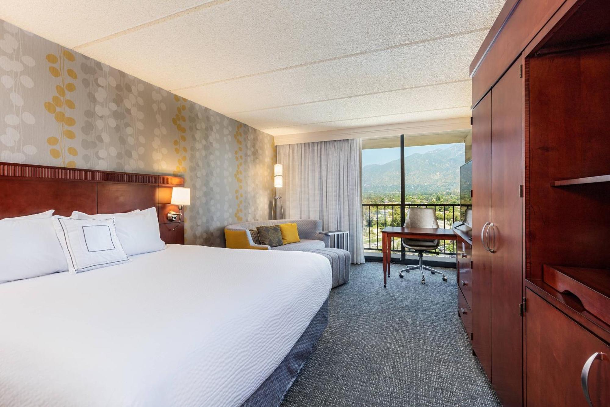 Courtyard By Marriott Los Angeles Pasadena/Monrovia Zewnętrze zdjęcie