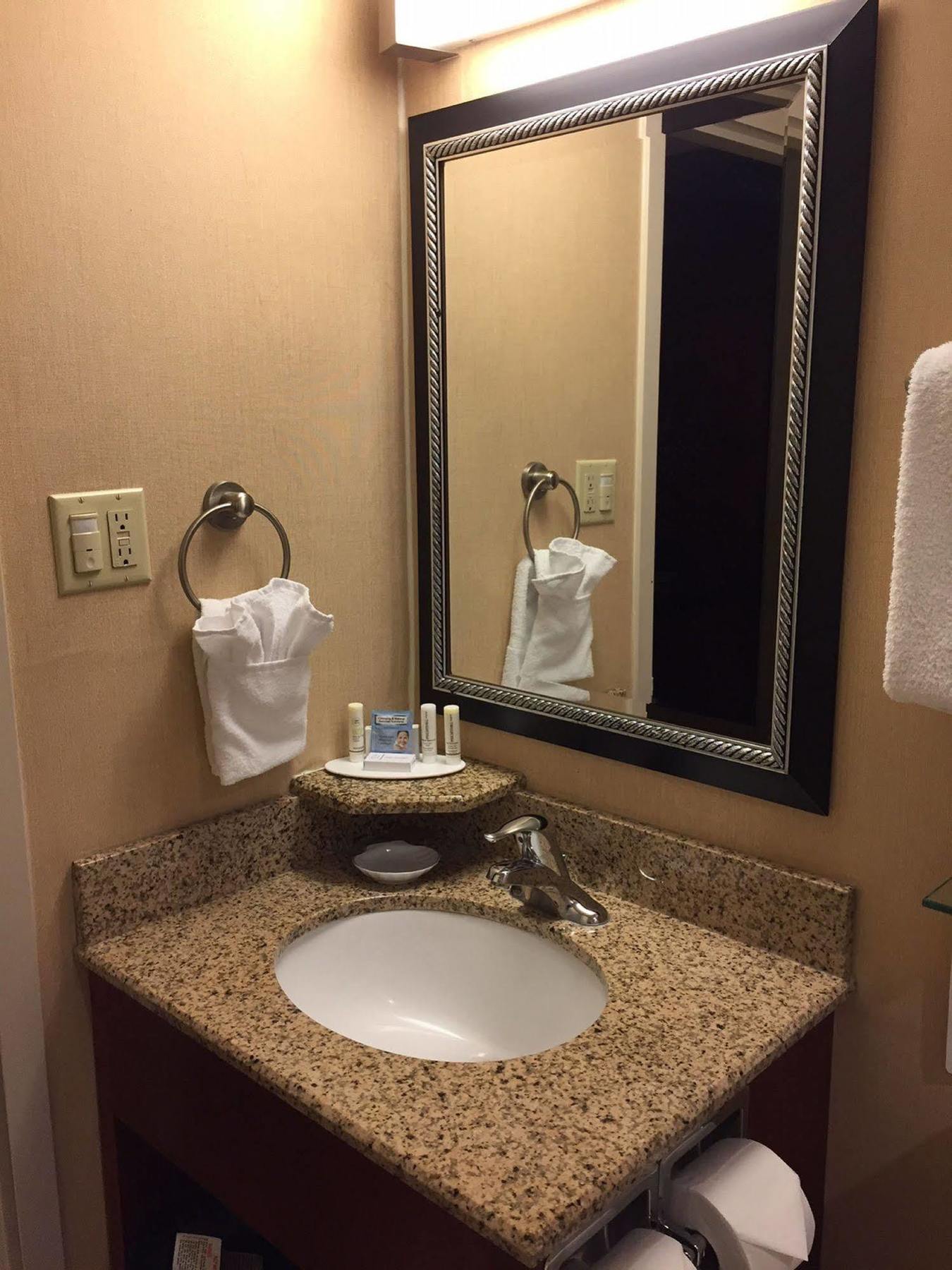 Courtyard By Marriott Los Angeles Pasadena/Monrovia Zewnętrze zdjęcie