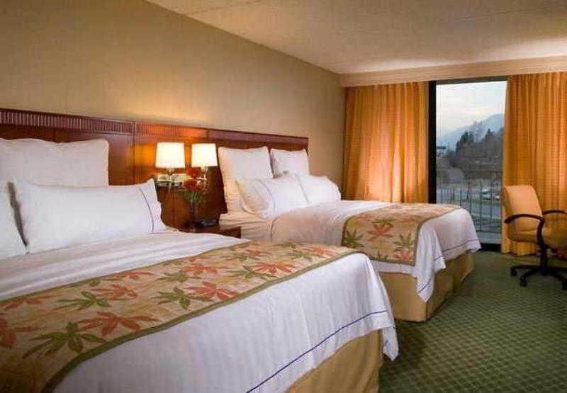 Courtyard By Marriott Los Angeles Pasadena/Monrovia Zewnętrze zdjęcie